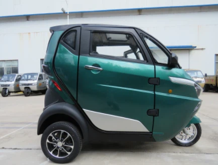Stylish Electric Vehicle Economical Urban Commuter With EU Certification Mini Electric City Car