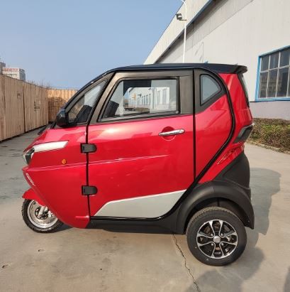 Electric Motorized Vehicle Factory Enclosed 3 Wheel Car Europe EEC COC Certififation