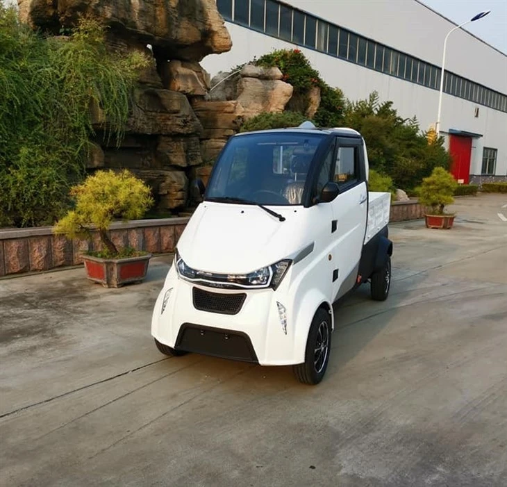 EEC Electric Hopper Car 4 Wheel / Tricyle J2-P Mini Truck Logistics Vehicle