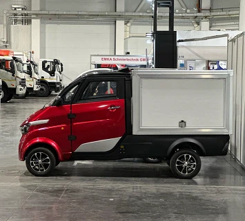 J2-P Electric Commercial Vehicle WIith Box